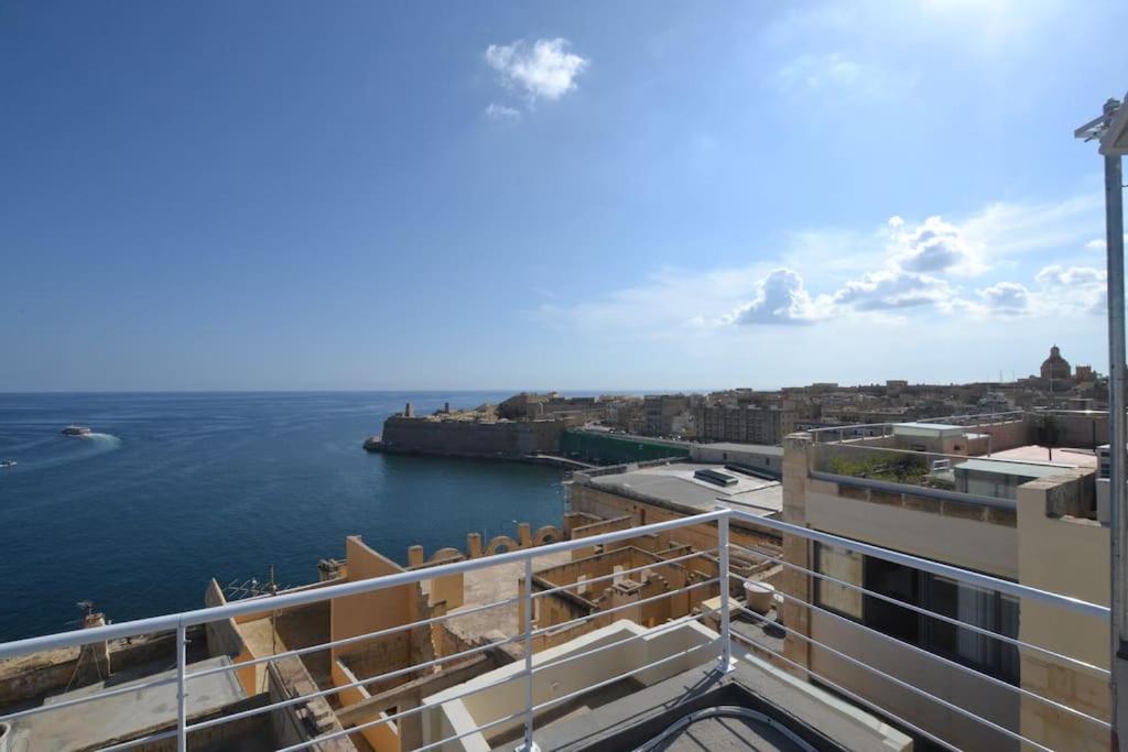 Vallettadreamsuites Groud Floor Shared Sea View Rooof Terrace Εξωτερικό φωτογραφία