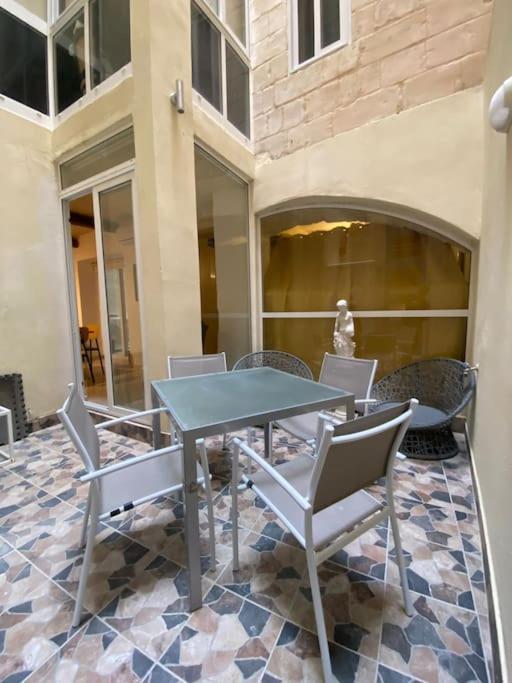 Vallettadreamsuites Groud Floor Shared Sea View Rooof Terrace Εξωτερικό φωτογραφία