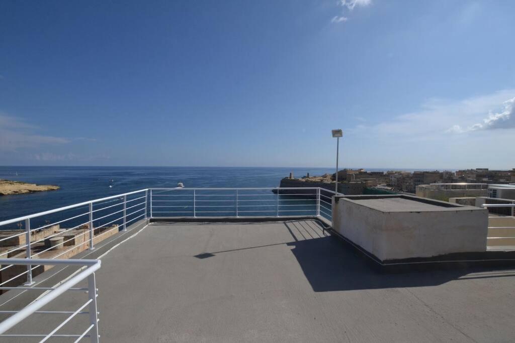 Vallettadreamsuites Groud Floor Shared Sea View Rooof Terrace Εξωτερικό φωτογραφία