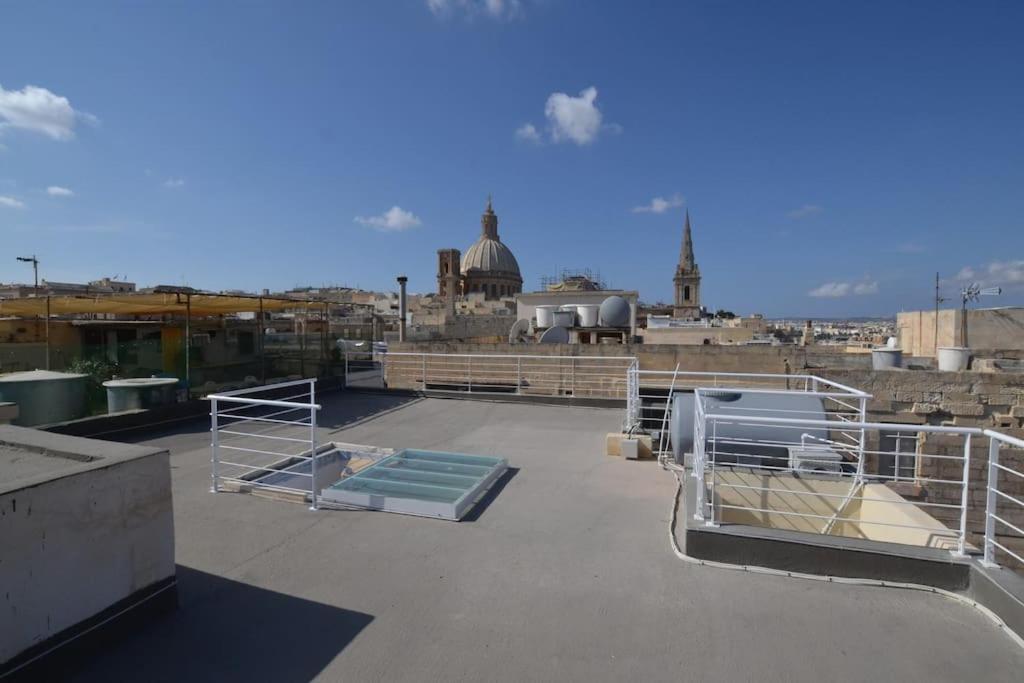 Vallettadreamsuites Groud Floor Shared Sea View Rooof Terrace Εξωτερικό φωτογραφία